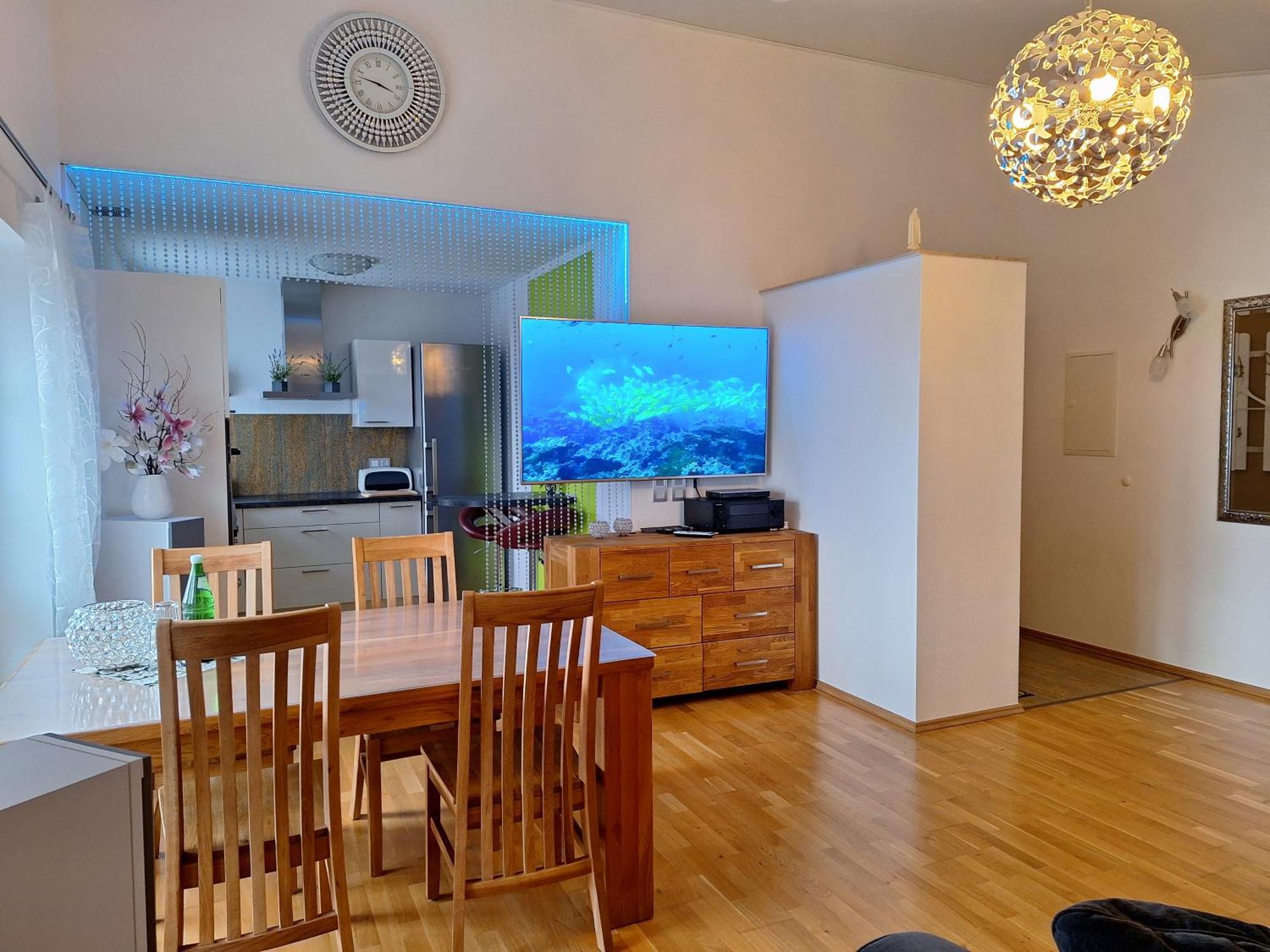 Modern Und Gemuetlich Apartment